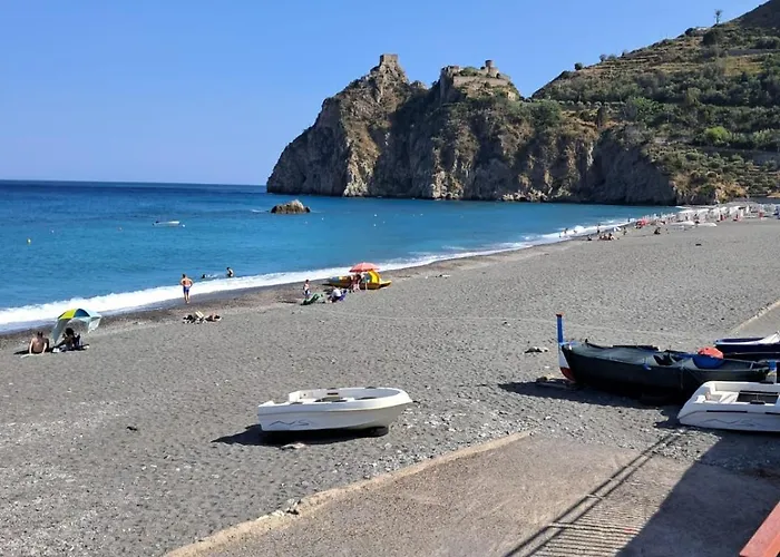 Perla Ionica SantʼAlessio Siculo